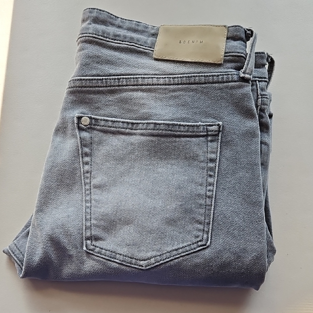 Jeans H&M & Denim GrayWith Button Fly And Distressed Style Size 33 Skinny